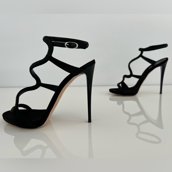 GIUSEPPE ZANOTTI BLACK SATIN CRYSTAL STUNNING SANDALS SIZE IT 37.5 / US 7.5 NEW! - Picture 10 of 17